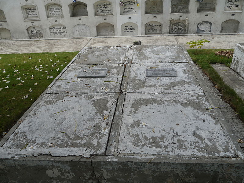 Abel Romeo Castillo tomb
